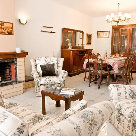 דירה Mediterranea Sunny Maltese Townhouse - Happy סיינט פול ביי