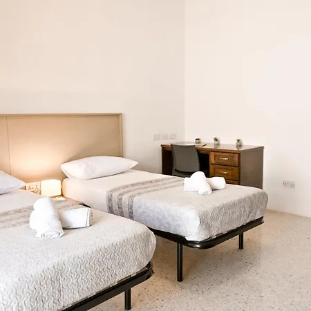 Mediterranea Sunny Maltese Townhouse - Happy Apartmán St. Paul's Bay