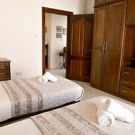 Apartment Mediterranea Sunny Maltese Townhouse - Happy St. Paul's Bay