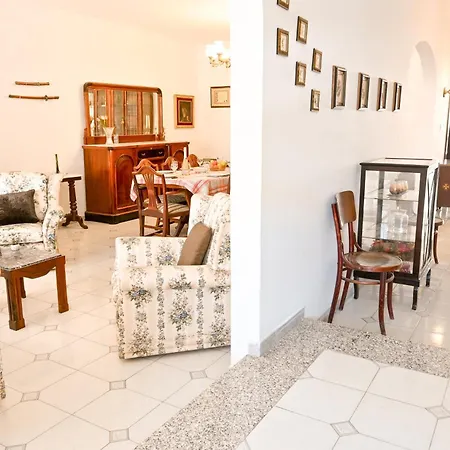 Mediterranea Sunny Maltese Townhouse - Happy * St. Paul's Bay